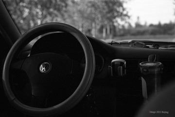015_1.jpg