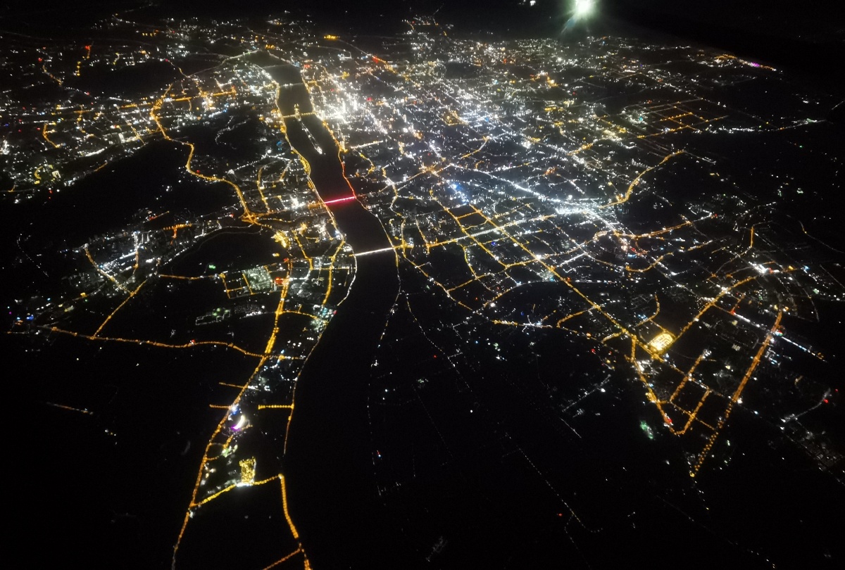 俯瞰大地飞机经过长沙上空你看到橘子洲头吗