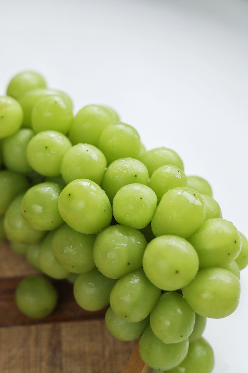 阳光玫瑰葡萄香印青提无核带皮一起食用脆甜多汁花香味浓