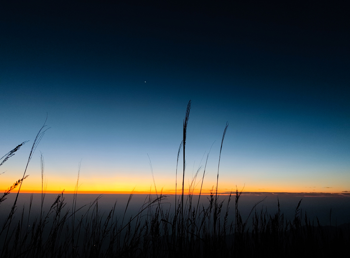 秋日武功山——斜阳似火,星河灿烂. - brickcarrier - 图虫