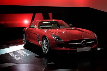 Mercedes-Benz SLS AMG
