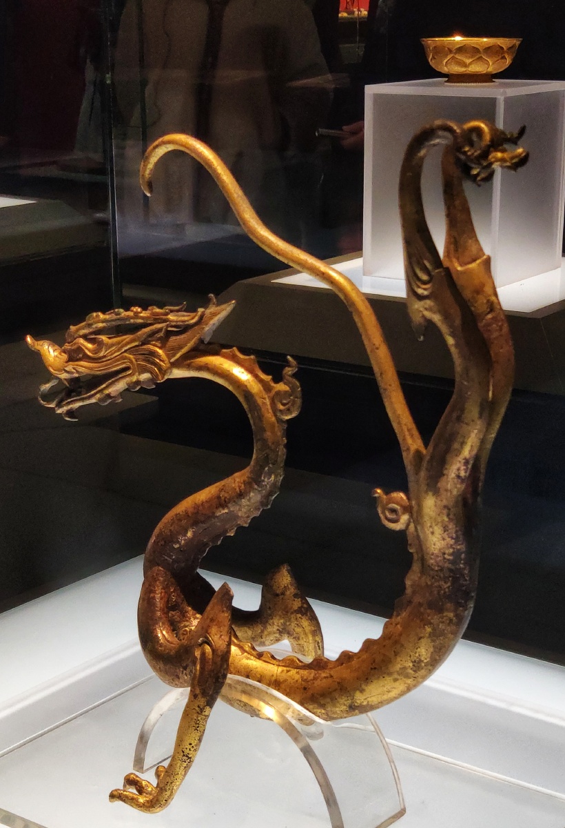 飘逸的金龙-陕西历史博物馆