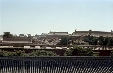 728901