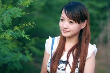 妮小酒窝