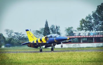 512