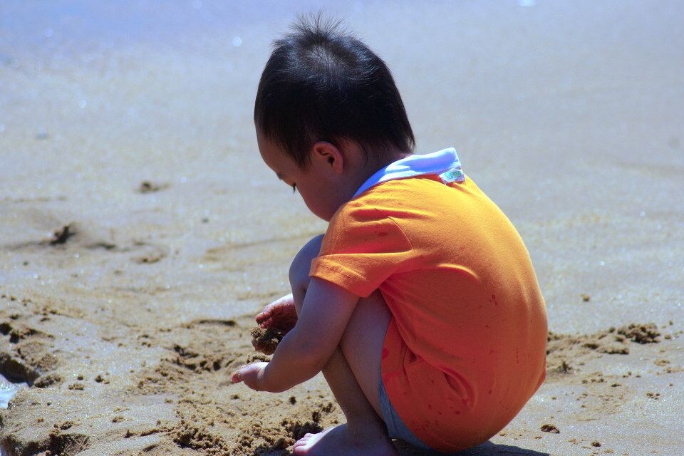 Hi<br />
没看到BB的正面 当时瞬间觉得自己也会到童年 呵呵