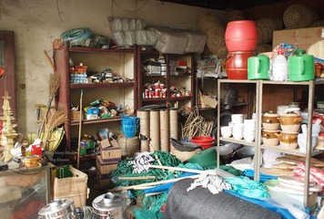 Chinese Grocery Store at Mudu Town Suzhou 木渎杂货店