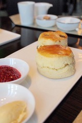 Scones of China World Beijing 国贸80层的松饼/司康