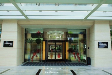 Le MERIDIEN Xiamen 厦门艾美酒店: Revolving Door