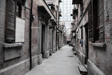 石门一路八月照