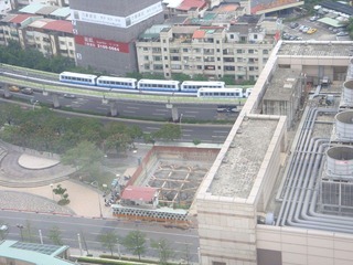 巧遇捷運錯車