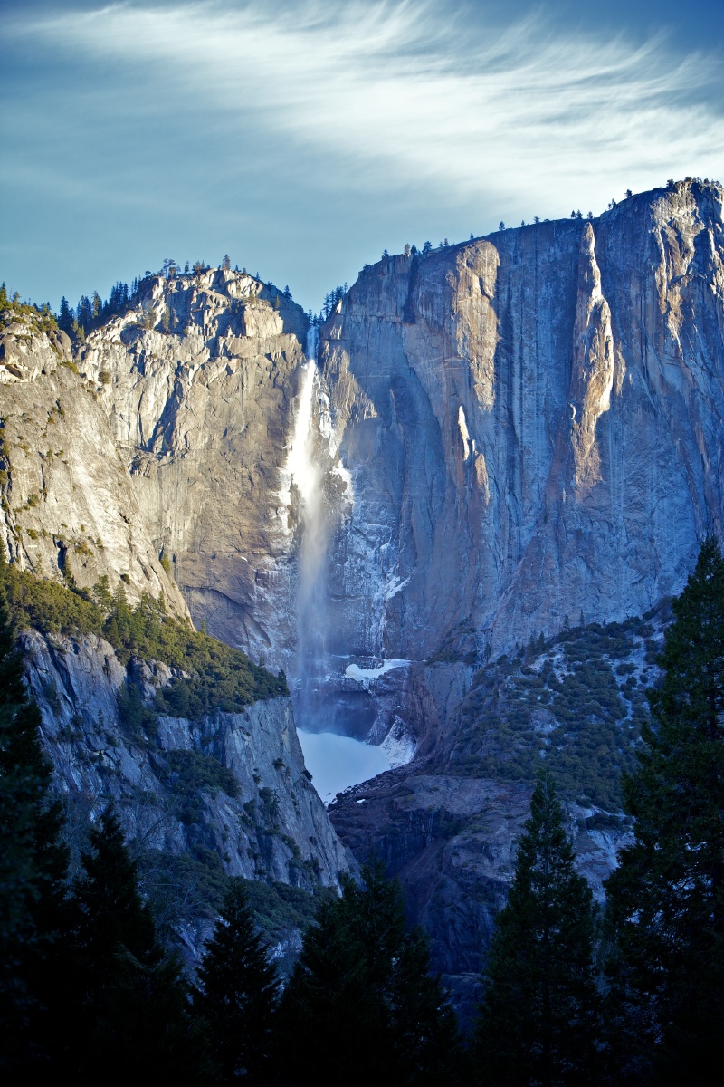 bridalveil falls br /> yosemite park