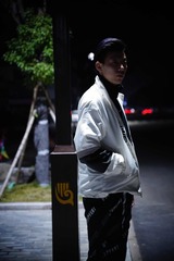001