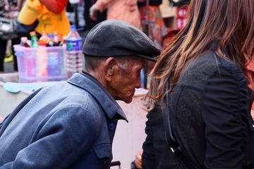 IMG_2695FB.jpg