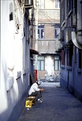 饭店后门