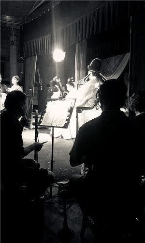 In the dark corner<br />
