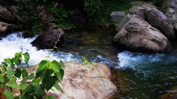 小溪