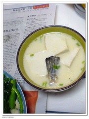 鲫鱼豆腐汤