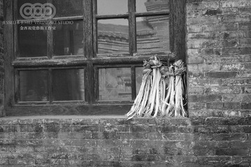 JC2007-5852BW