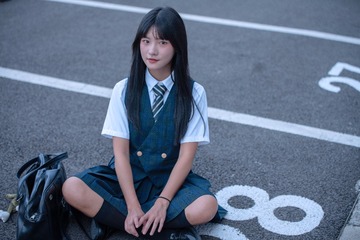 001