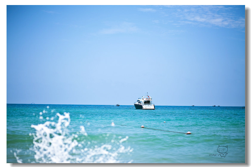 出航的船,三亚湾,5d ef85/1.8 br />