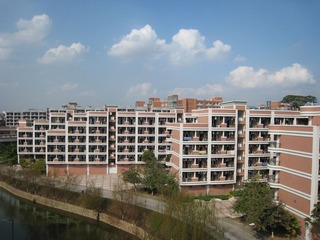 对面的一个个格子，住着一个个梦想.jpg