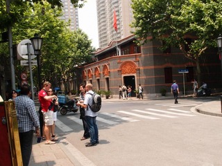 中共一大会址外国人也关注20110603_111148_011