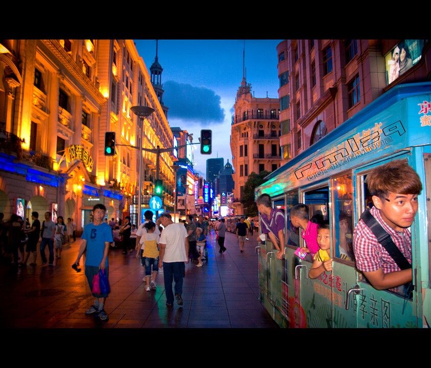 南京路夜景<br />
南京路夜景
