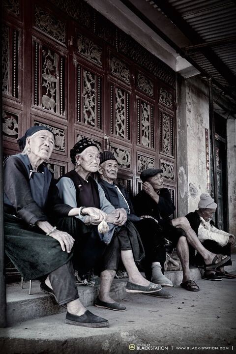 洱海边的老人们 / the elders<br />
