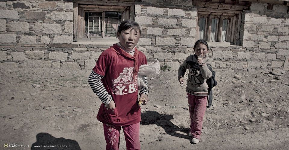 路边的孩子 / the Roadside children<br />
