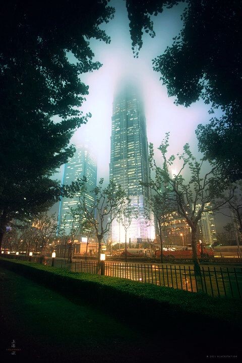 雾夜-2 / the Night Fog-2<br />
