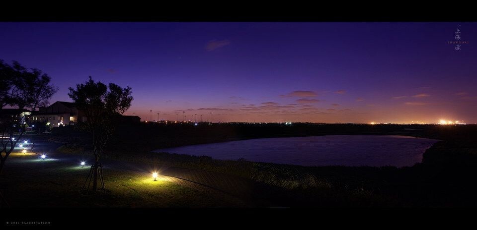 湖畔霞光 / the rays by the lake<br />
