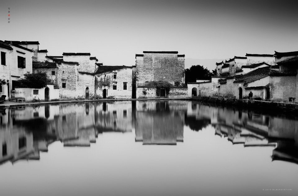 影<br />

