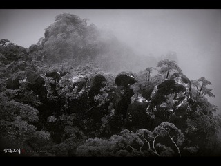 IMG_3225--BW-S.jpg
