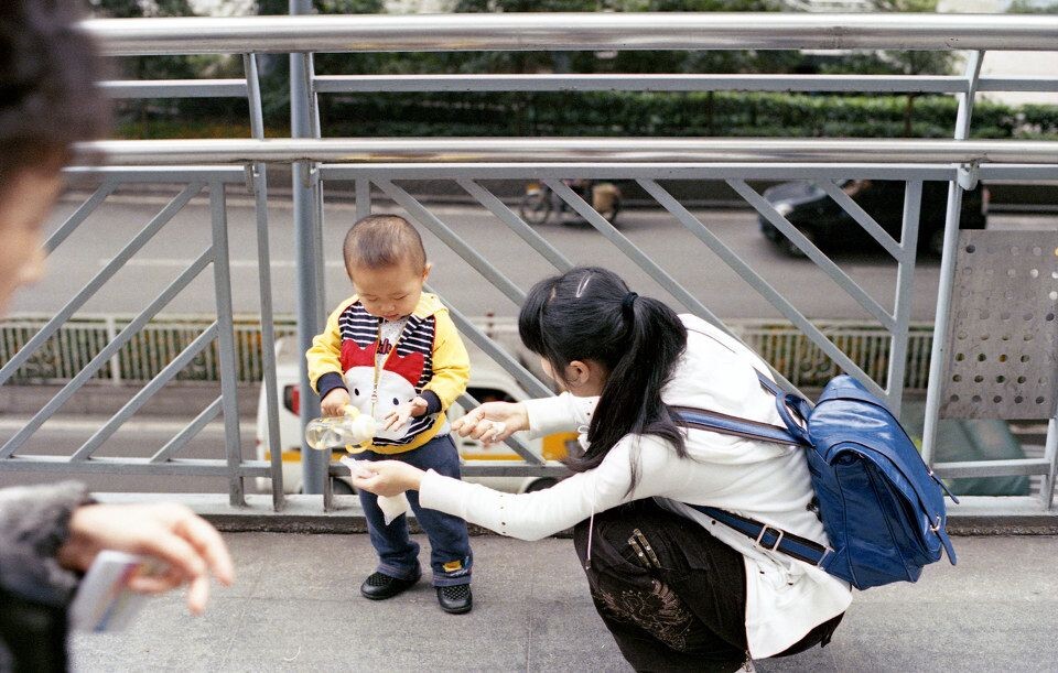 CONTAX  ZEISS 50 1.4<br />
十八梯附近
