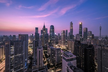 黎明时分的广州珠江新城天际线