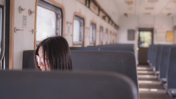 458411