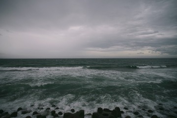 001