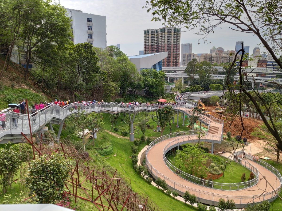 云道弯弯61广州越秀山雕塑公园空中走廊段