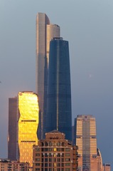 282800