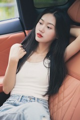 FF994C8F-2E8D-4B30-AECD-877BDA514484/L0/001