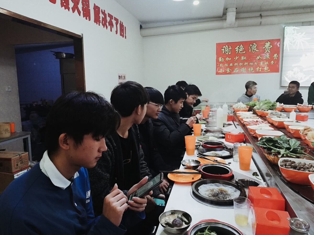 国内饭馆太脏
