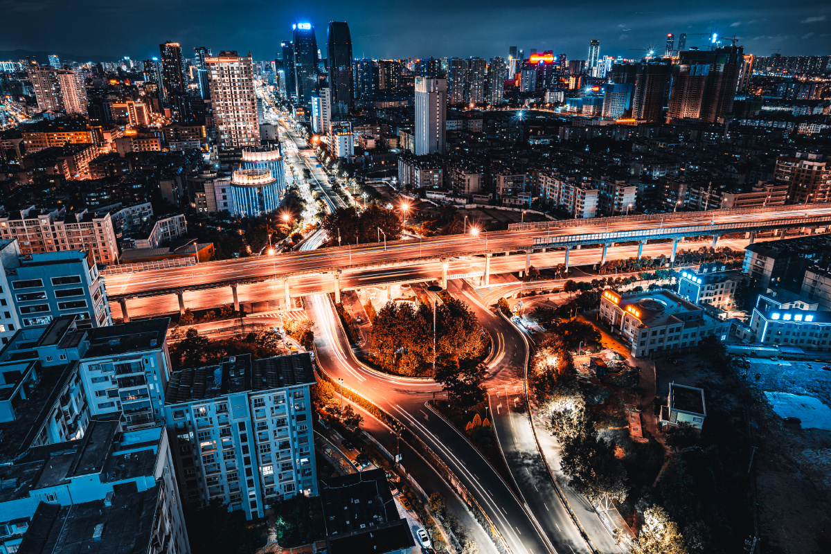 城市风光西苑立交桥昆明人民路上的交通枢纽