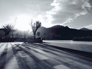 472168