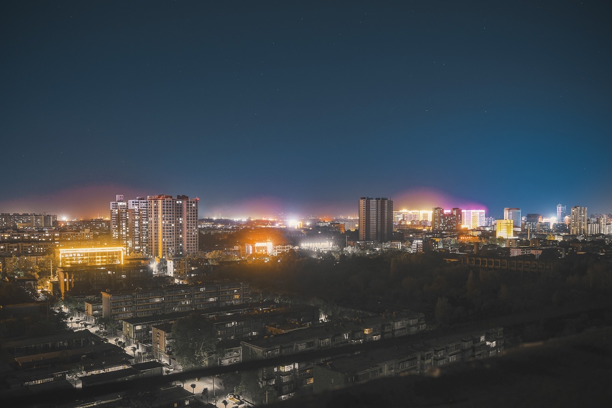 夜色阑珊拍摄于山西侯马