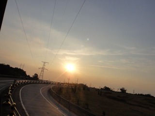 日落在路上