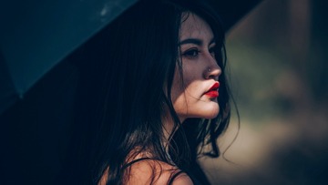 001