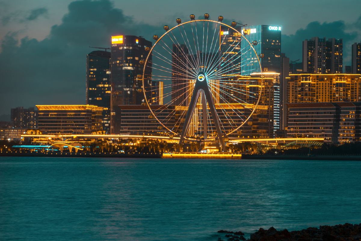 深圳湾区之光摩天轮