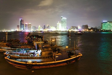 港
