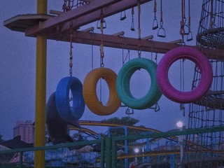 858466